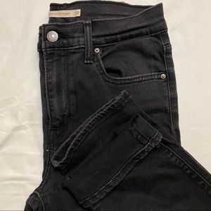 Levi’s 724 High Rise Straight Black Stretch Denim